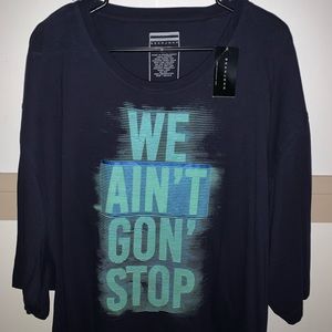 SEAN JOHN T-SHIRT NEW